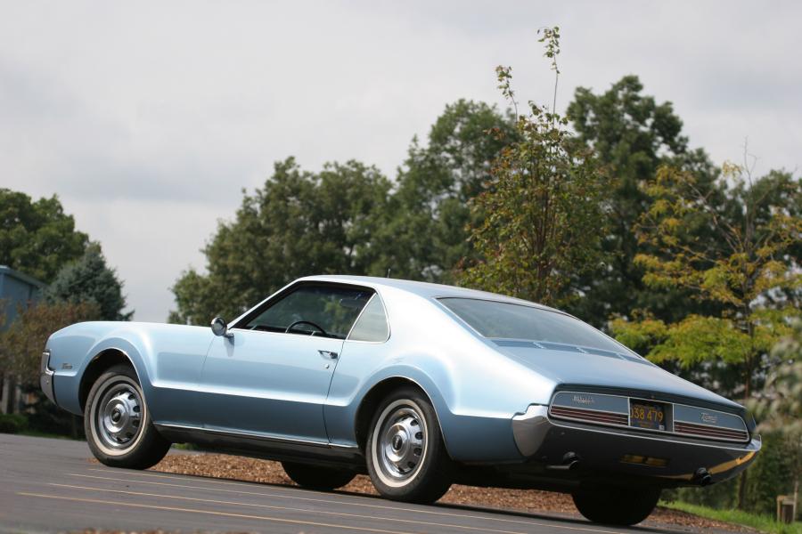  Oldsmobile Toronado (9487) 1966 года  (фото 22 из 48)